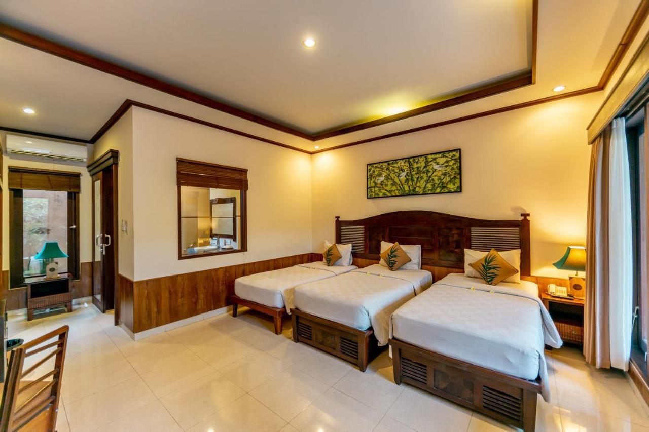 เดอ มูนุต บาหลีนีส รีสอร์ต Hotel อูบุด ภายนอก รูปภาพ