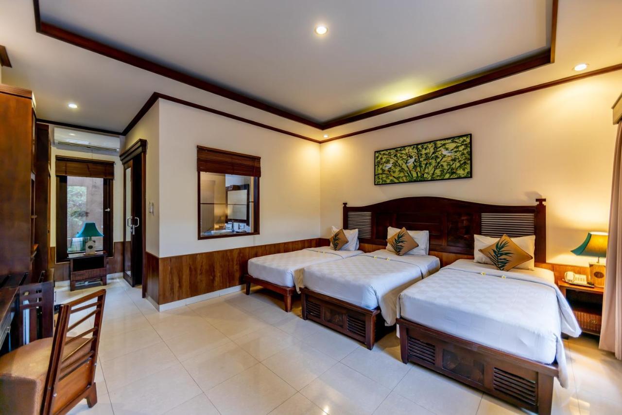 เดอ มูนุต บาหลีนีส รีสอร์ต Hotel อูบุด ภายนอก รูปภาพ