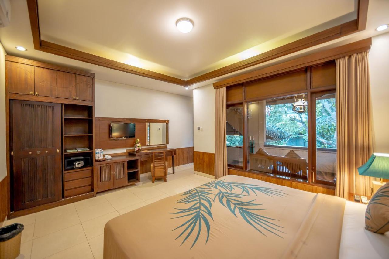เดอ มูนุต บาหลีนีส รีสอร์ต Hotel อูบุด ภายนอก รูปภาพ